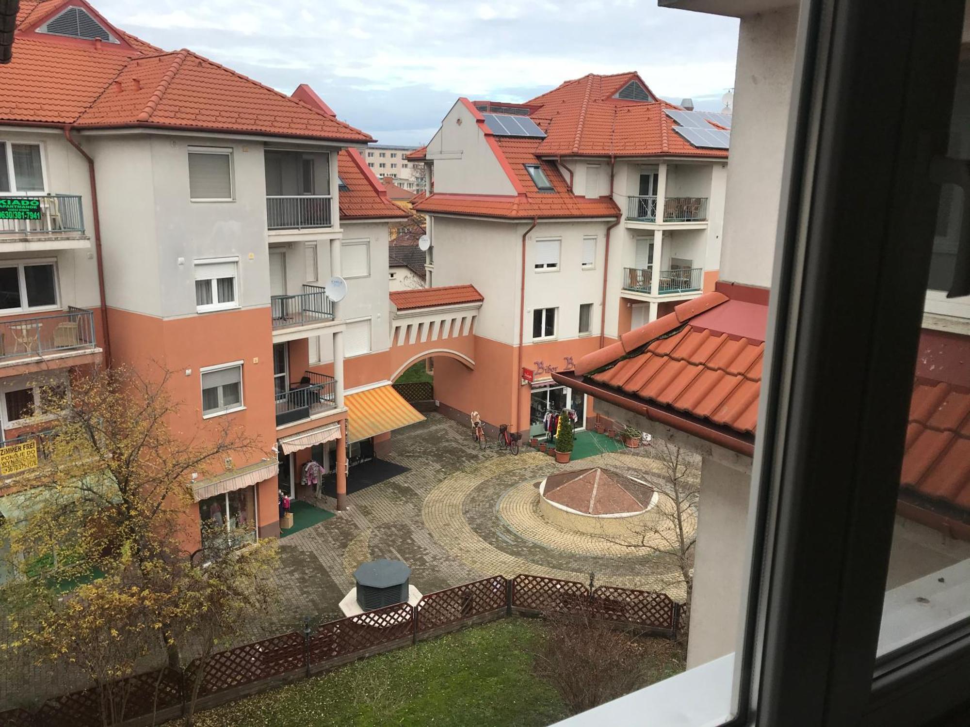 Tommy Apartman Hajdúszoboszló Eksteriør billede
